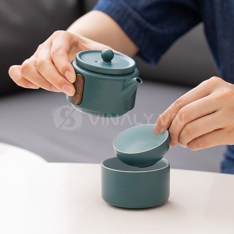vINALY - BỘ TRÀ DU LỊCH MINI XẾP CHỒNG SIÊU NHỎ GỌ VINALY.VN bo coc loc tra du lich co tui quai xach mau vang 4